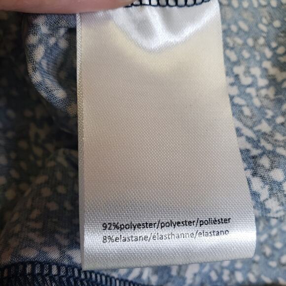 NWT H by Halston blue surplice short sleeve dress in abstract python sz small - Picture 10 of 10